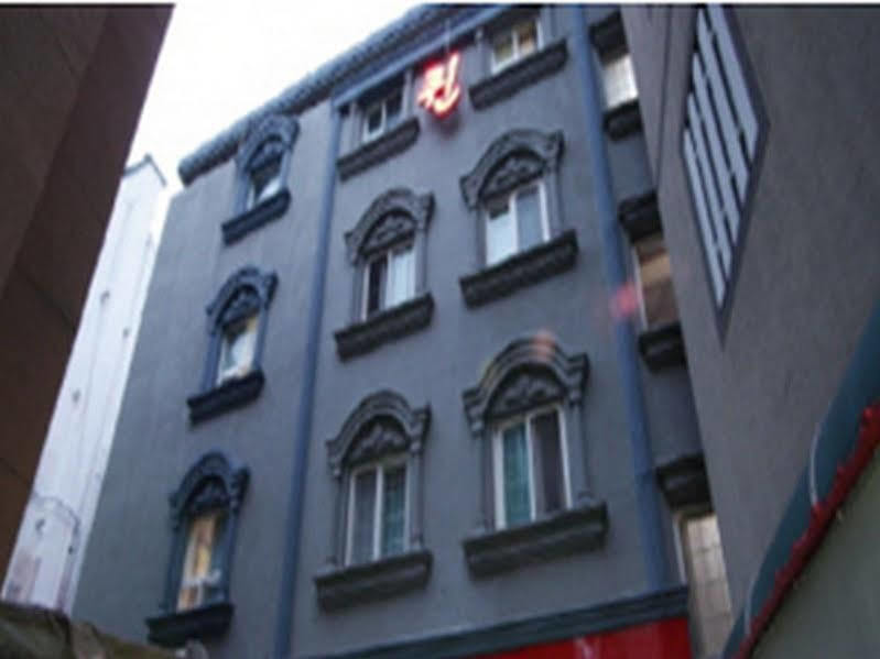 Hotel Queen Puszan Kültér fotó