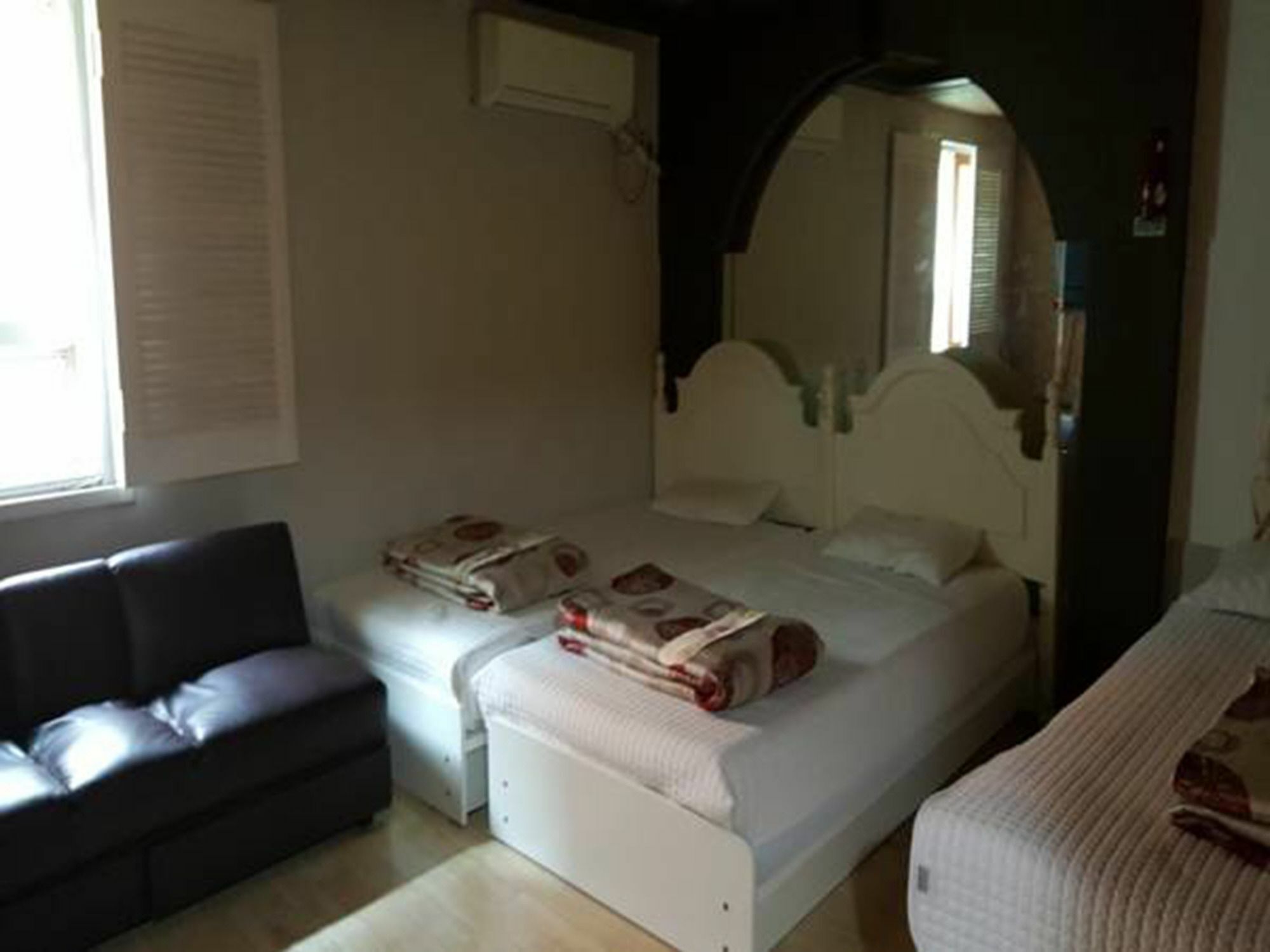 Hotel Queen Puszan Kültér fotó