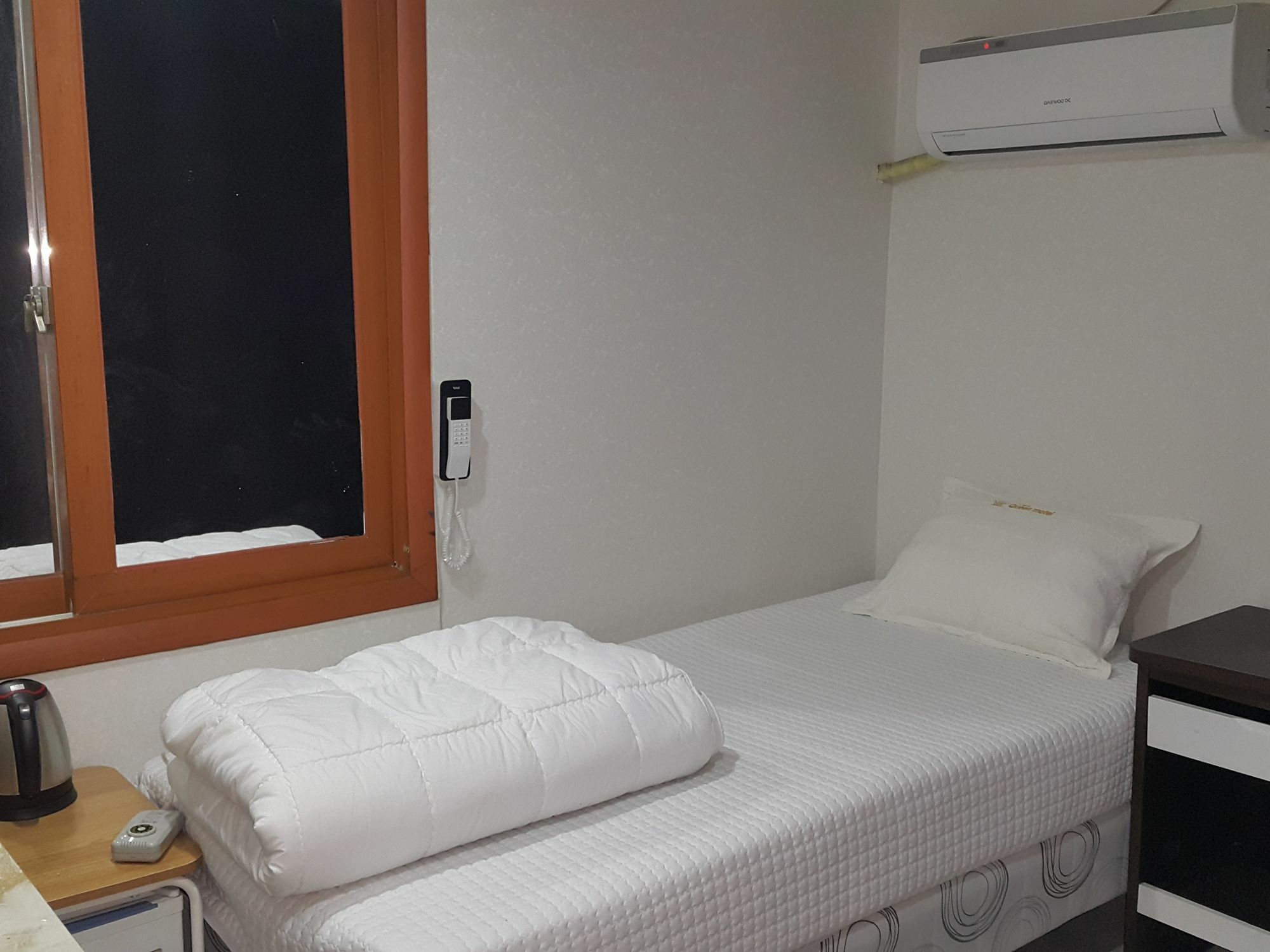 Hotel Queen Puszan Kültér fotó